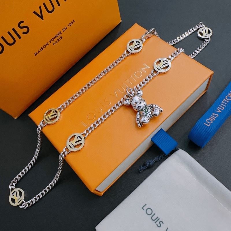 Louis Vuitton Necklaces